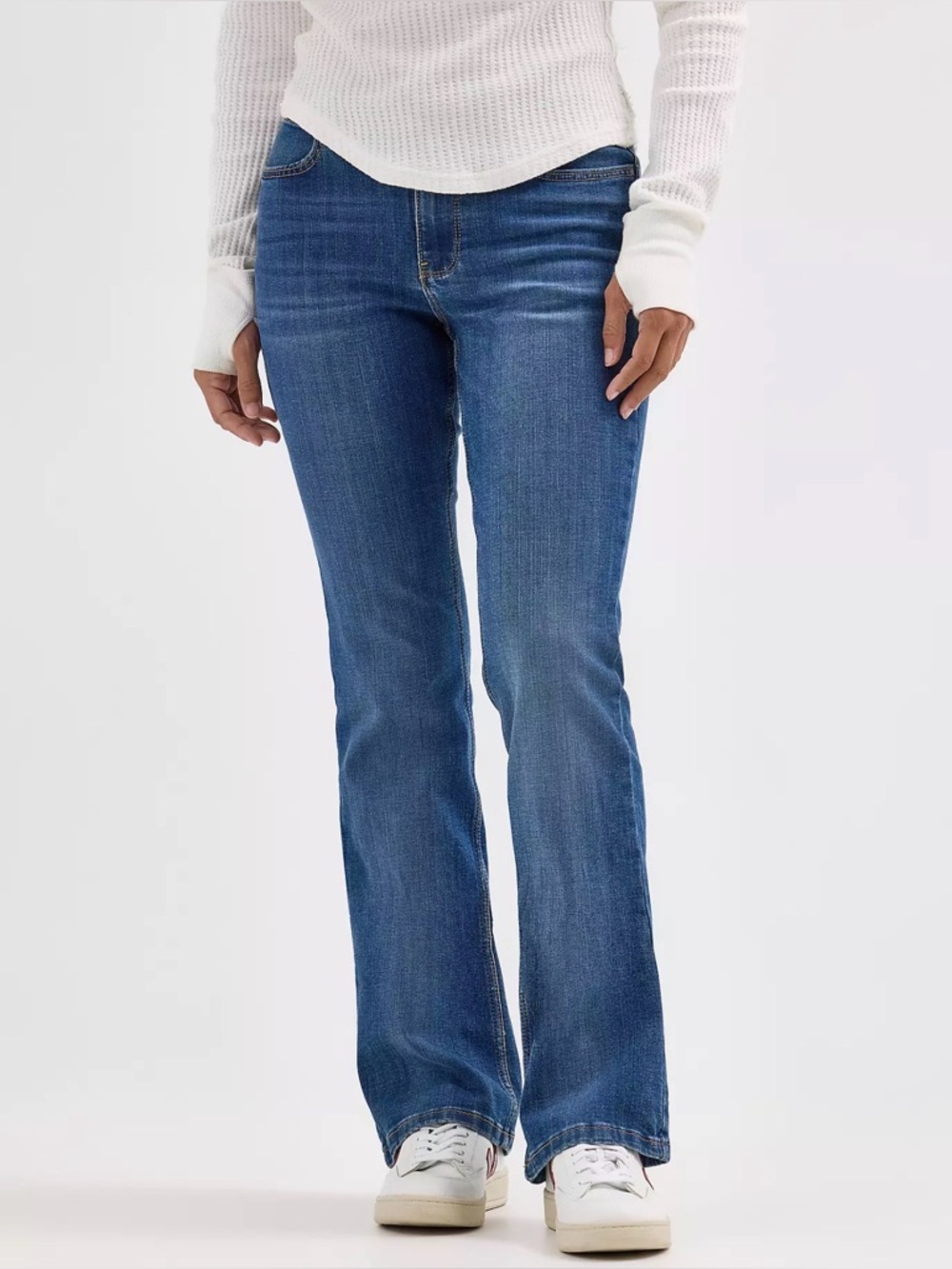 Wrangler Women's Blue high rise bold boot cut Jeans - Classic Denim